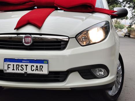 FIAT Grand Siena 1.6 16V 4P FLEX ESSENCE DUALOGIC AUTOMATIZADO, Foto 3