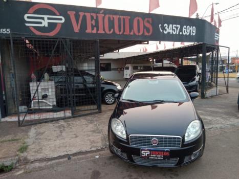 FIAT Linea 1.8 16V 4P FLEX ABSOLUTE DUALOGIC AUTOMATIZADO, Foto 2