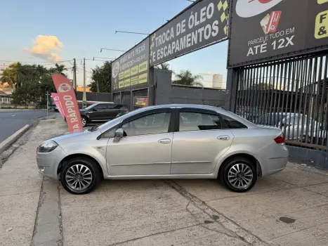 FIAT Linea 1.8 16V 4P FLEX ESSENCE DUALOGIC AUTOMATIZADO, Foto 5
