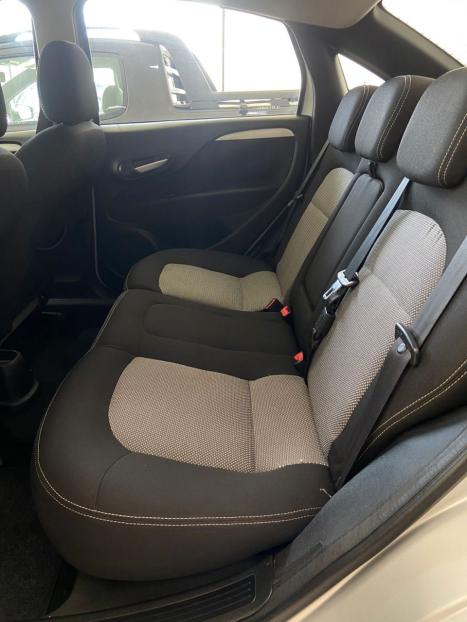FIAT Linea 1.8 16V 4P FLEX ESSENCE, Foto 13