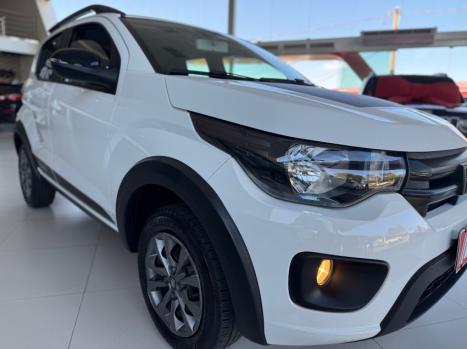 FIAT Mobi 1.0 4P FLEX EVO TREKKING, Foto 3