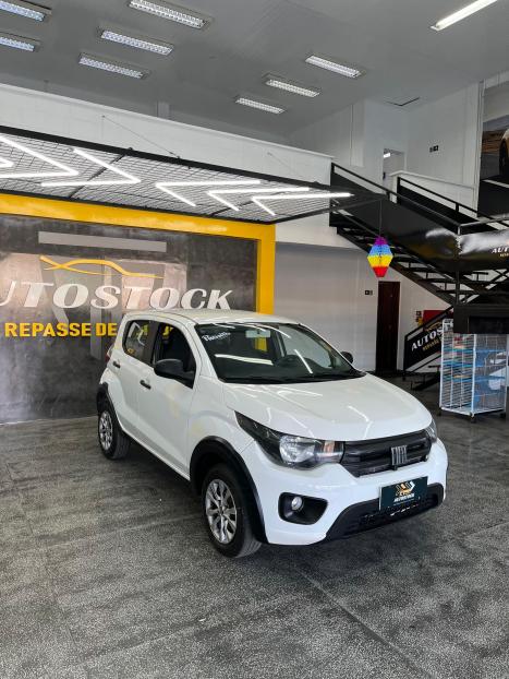 FIAT Mobi 1.0 4P FLEX DRIVE FIRE FLY, Foto 3