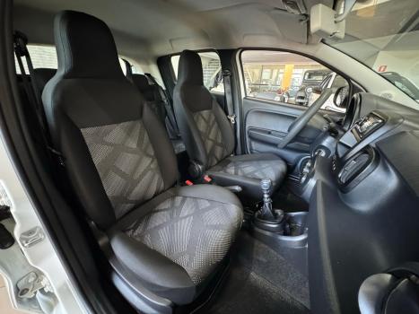 FIAT Mobi 1.0 4P FLEX EVO LIKE, Foto 12