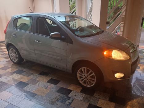 FIAT Palio 1.6 16V 4P FLEX ESSENCE, Foto 2