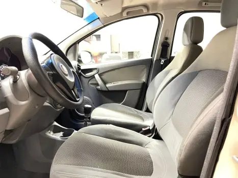 FIAT Palio 1.6 16V 4P FLEX ESSENCE, Foto 6