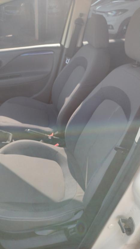 FIAT Punto 1.4 4P ATTRACTIVE FLEX, Foto 2