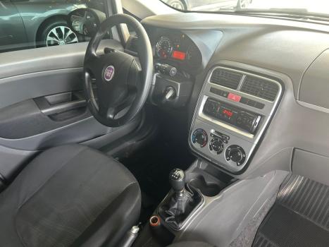 FIAT Punto 1.4 4P ELX FLEX, Foto 4