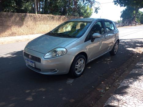 FIAT Punto 1.4 4P ELX FLEX, Foto 1