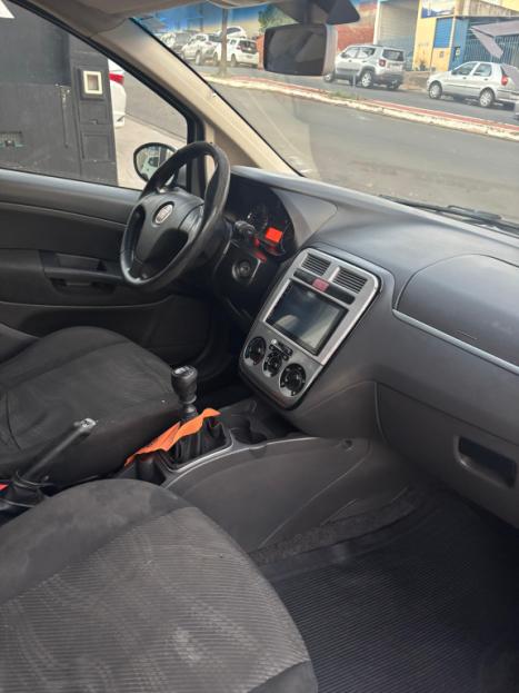 FIAT Punto 1.4 4P ELX FLEX, Foto 8
