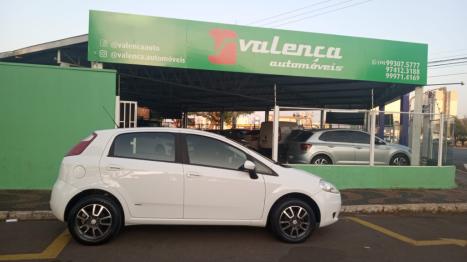 FIAT Punto 1.4 FLEX 4P, Foto 5