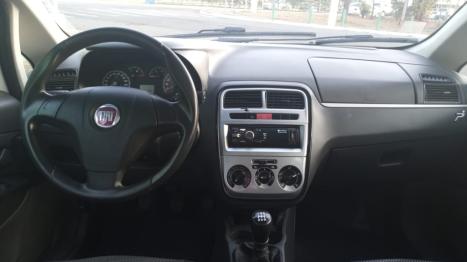 FIAT Punto 1.4 FLEX 4P, Foto 11