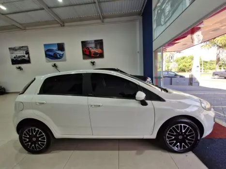 FIAT Punto 1.6 16V 4P ESSENCE FLEX, Foto 5
