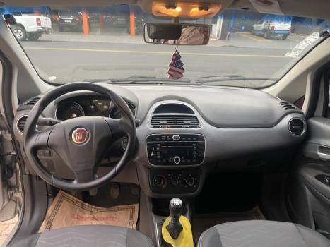 FIAT Punto 1.6 16V 4P ESSENCE FLEX, Foto 2