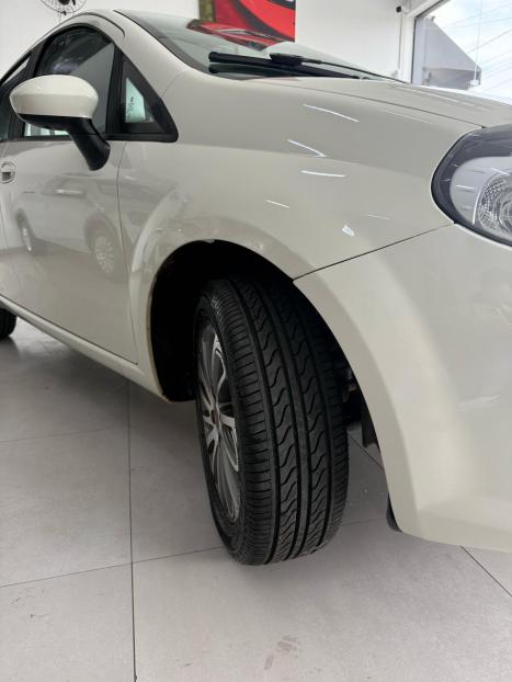 FIAT Punto 1.6 16V 4P ESSENCE FLEX, Foto 4