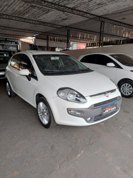 FIAT Punto 1.6 16V 4P ESSENCE FLEX, Foto 2