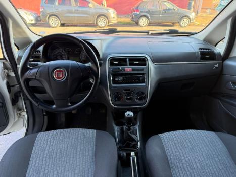 FIAT Punto 1.6 16V 4P ESSENCE FLEX, Foto 13
