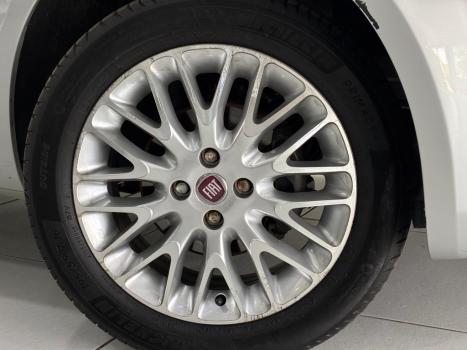 FIAT Punto 1.6 16V 4P FLEX ESSENCE SP DUALOGIC AUTOMATIZADO, Foto 4
