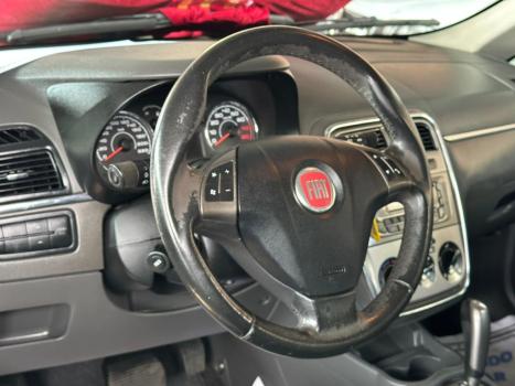 FIAT Punto 1.8 16V 4P FLEX ESSENCE DUALOGIC AUTOMATIZADO, Foto 3