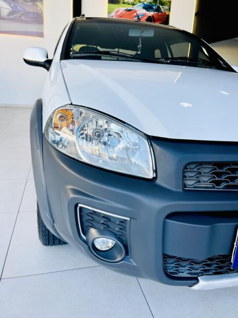 FIAT Strada 1.4 3P FLEX HARD WORKING CABINE DUPLA, Foto 6