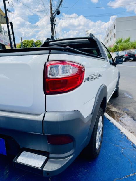 FIAT Strada 1.4 FLEX 3P FREEDOM CABINE DUPLA, Foto 3