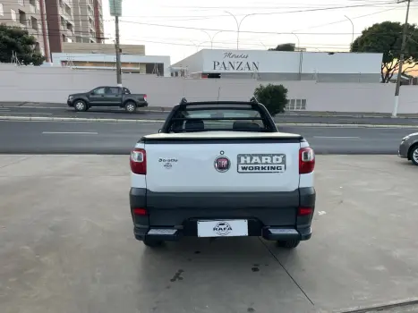 FIAT Strada 1.4 FLEX HARD WORKING CABINE ESTENDIDA, Foto 5