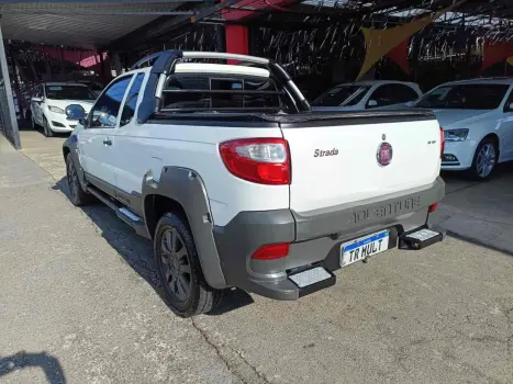 FIAT Strada 1.8 16V FLEX ADVENTURE CABINE ESTENDIDA, Foto 4