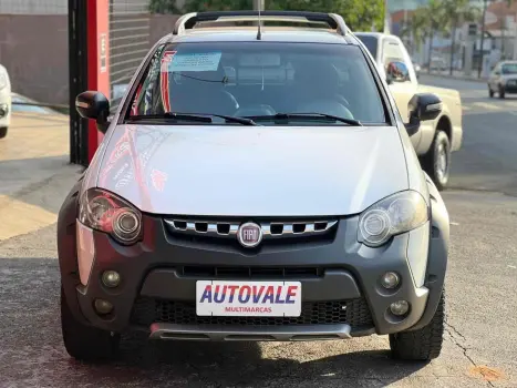 FIAT Strada 1.8 16V FLEX ADVENTURE CABINE ESTENDIDA, Foto 4