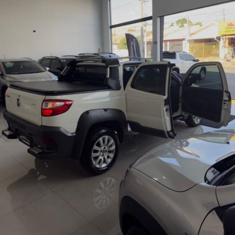 FIAT Strada 1.8 16V 3P FLEX MPI CABINE DUPLA ADVENTURE EXTREME, Foto 2