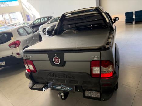 FIAT Strada 1.8 16V FLEX ADVENTURE LOCKER CABINE ESTENDIDA, Foto 5
