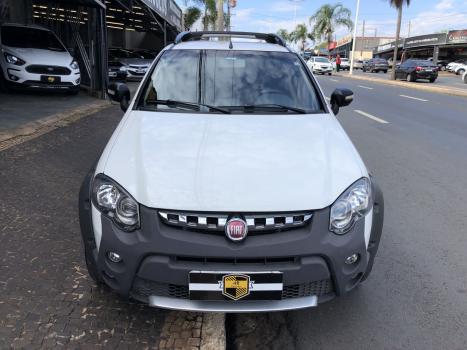 FIAT Strada 1.8 ADVENTURE CABINE ESTENDIDA, Foto 3