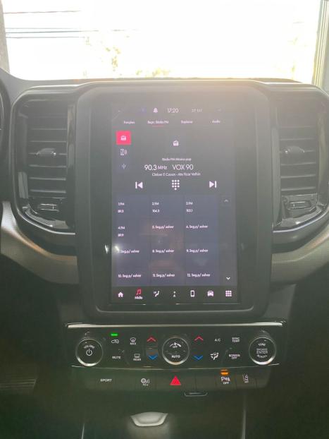 FIAT Toro 1.3 16V 4P FLEX 270 TURBO VOLCANO AUTOMTICO, Foto 15