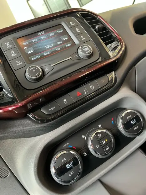 FIAT Toro 1.8 16V 4P FLEX FREEDOM ROAD AUTOMTICO, Foto 12