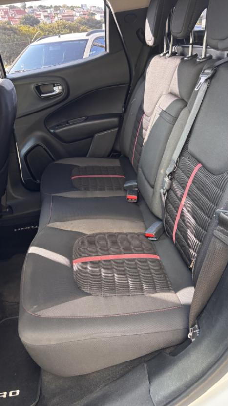 FIAT Toro 1.8 16V 4P FLEX FREEDOM AUTOMTICO, Foto 9