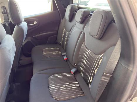 FIAT Toro 1.8 16V 4P ENDURANCE AUTOMTICO, Foto 13