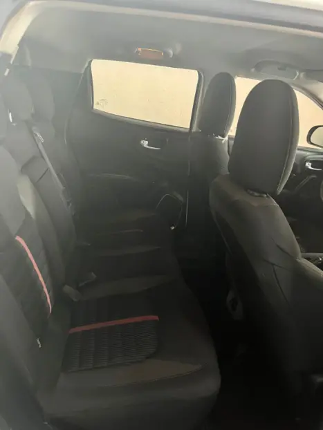 FIAT Toro 1.8 16V 4P FLEX FREEDOM AUTOMTICO, Foto 8