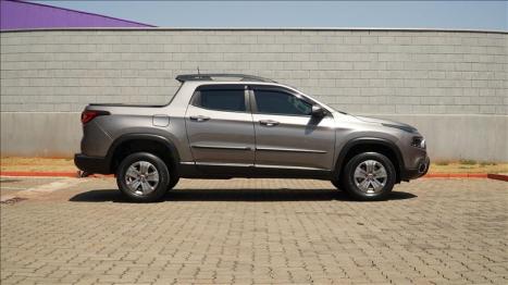 FIAT Toro 1.8 16V 4P FLEX FREEDOM S-DESIGN AUTOMTICO, Foto 3