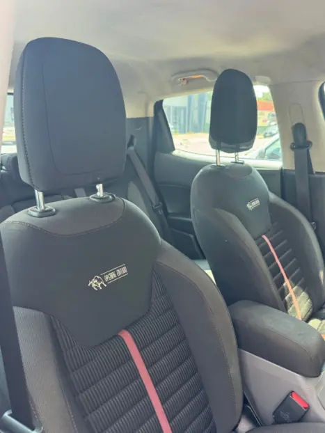 FIAT Toro 1.8 16V 4P FLEX FREEDOM ROAD AUTOMTICO, Foto 17