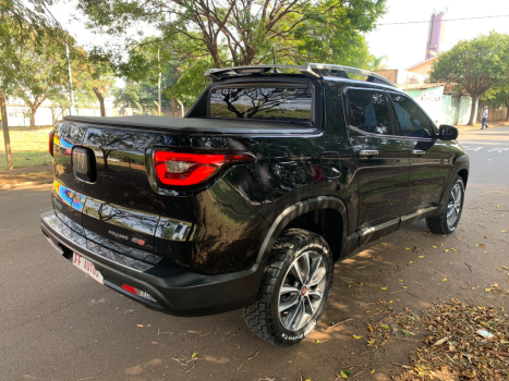 FIAT Toro 2.0 16V 4P VOLCANO 4WD TURBO DIESEL AUTOMTICO, Foto 4