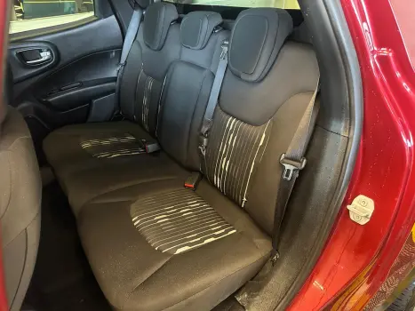 FIAT Toro 2.4 16V 4P FREEDOM MULTIAIR FLEX AUTOMTICO, Foto 8
