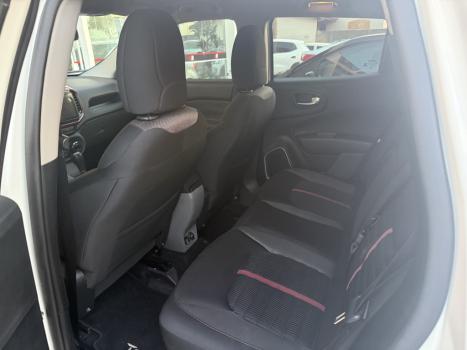 FIAT Toro 2.4 16V 4P FLEX FREEDOM ROAD AUTOMTICO, Foto 3