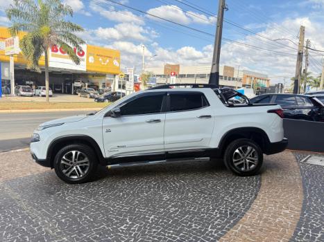 FIAT Toro 2.4 16V 4P FLEX FREEDOM ROAD AUTOMTICO, Foto 4