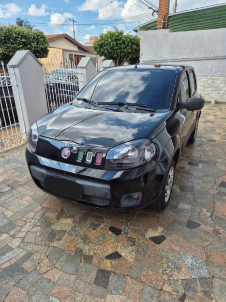 FIAT Uno 1.0 4P FLEX EVO VIVACE CELEBRATION, Foto 2