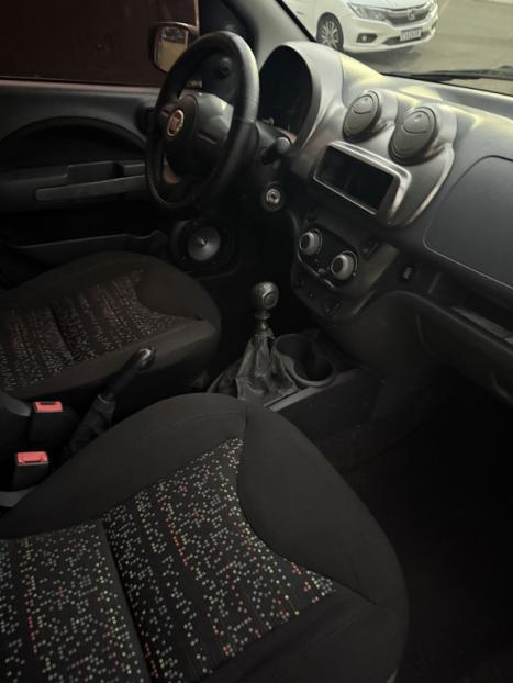 FIAT Uno 1.0 4P FLEX VIVACE, Foto 7