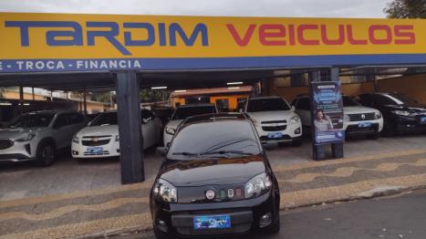 FIAT Uno 1.0 4P FLEX EVO VIVACE CELEBRATION, Foto 3