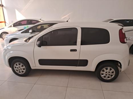 FIAT Uno 1.0 FLEX VIVACE, Foto 3