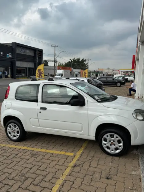 FIAT Uno 1.0 FLEX VIVACE CELEBRATION, Foto 3