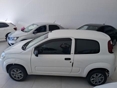 FIAT Uno 1.0 FLEX VIVACE, Foto 3