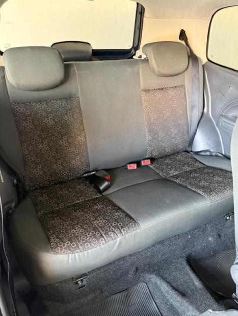 FIAT Uno 1.0 FLEX VIVACE, Foto 12