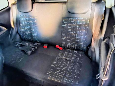 FIAT Uno 1.0 FLEX VIVACE, Foto 9