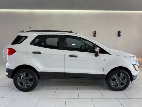 FORD Ecosport 1.5 12V 4P TI-VCT FLEX FREESTYLE AUTOMTICO, Foto 3